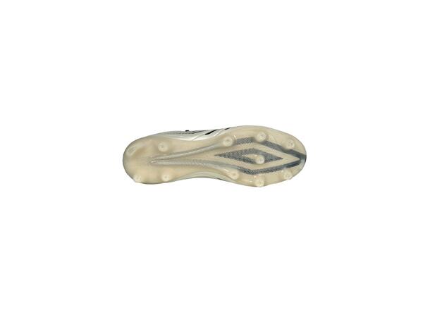 UMBRO Tocco VI Pro FG Vit 44,5 Fotbollsko fasta dobbar 