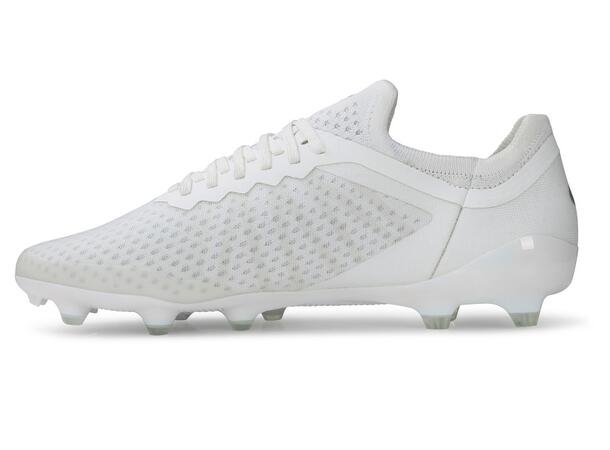 UMBRO Velocita VI Pro FG Vit 41 Fotbollsko fasta dobbar 