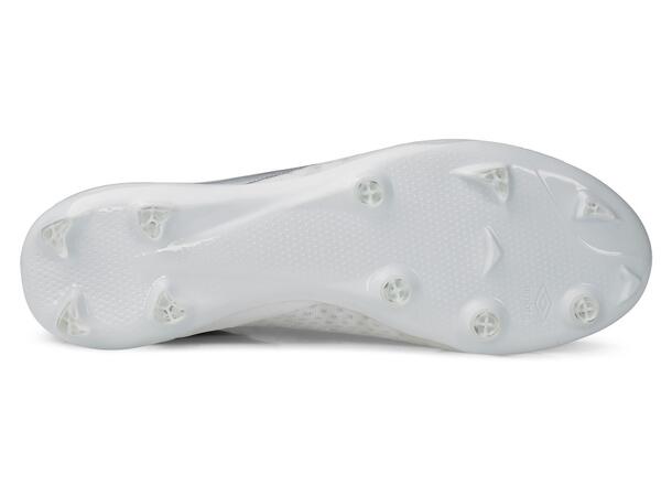 UMBRO Velocita VI Pro FG Vit 41 Fotbollsko fasta dobbar 