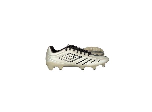 UMBRO Tocco VI Pro FG Vit 41 Fotbollsko fasta dobbar 