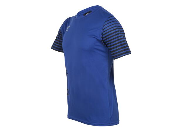 UMBRO Core Training Tee Jr Blå 140 Tränings t-shirt 