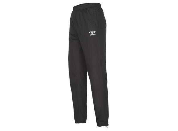 UMBRO Core Woven Pant Jr Svart 164 Träningsbyxa vindtät 