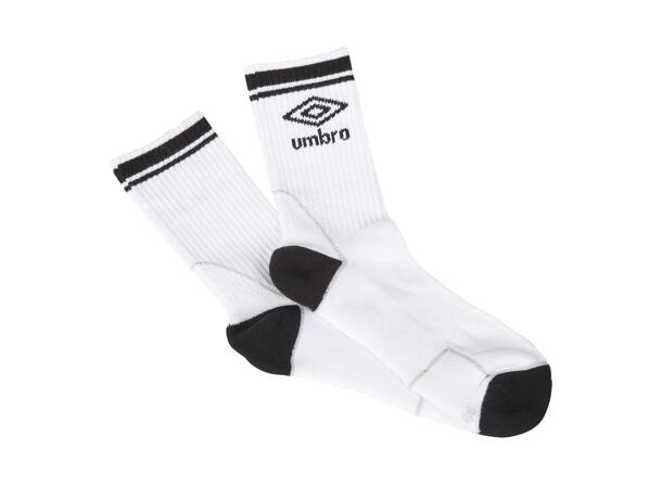 UMBRO Core Indoor Sock Short Vit 30-34 Kort inomhusstrumpa 