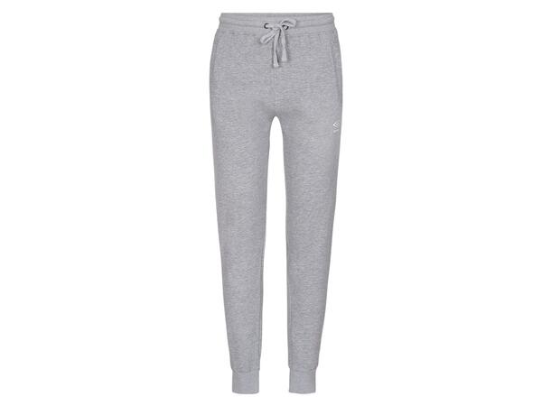 UMBRO Basic Sweat Pant Jr Grå 128 Klassisk joggingbyxa junior 