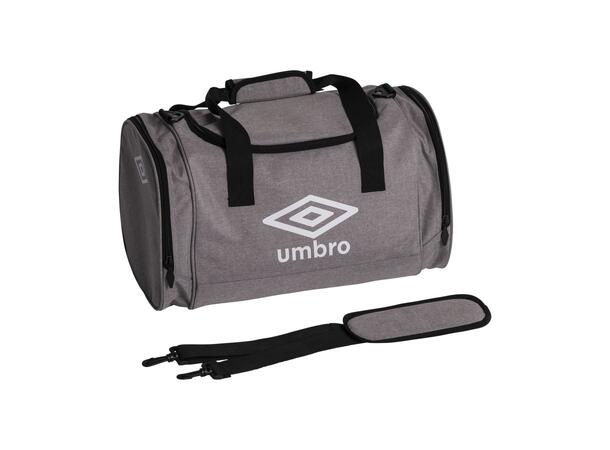 UMBRO Core Bag Gråmel. 30L Väska 